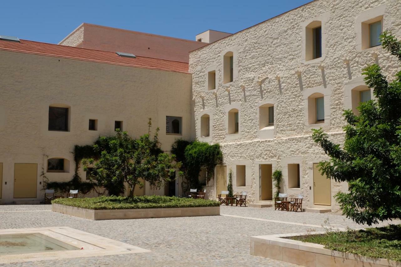 Flattered To Be In Algarve Apartment Tavira Exterior photo
